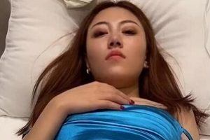 高颜值御姐教你如何打造一款“直男斩”产品