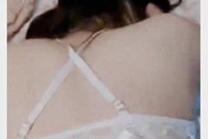 最新某推约P大神约动漫展神仙颜值妹纸首次JK装打粑粑 姨妈光临那地方遭殃