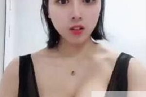 在快手,高颜值凶主播敏敏一路向前,我永远喜欢她。