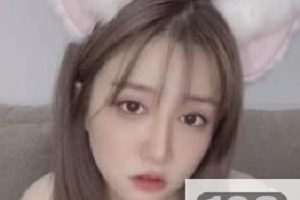 网红周大萌,一个傲娇到让你无法直视的傲娇萌。