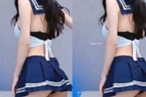 斗鱼小南南私人定制5V528M视频：L舞精灵般的迷人舞姿