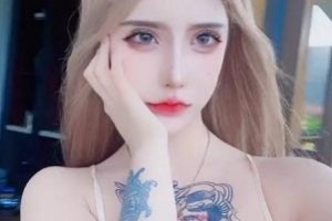 网红金伊娜：完美身材清纯面容的美丽女神