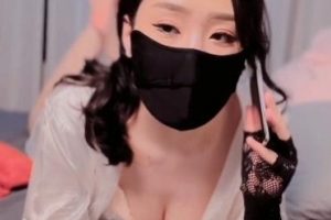 《糖心淑怡心机闺蜜上位计划：周姐带你1V1.3G嘴上功夫技术，bao鱼片瞬间让你欲罢不能》