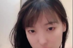 可愛妹子特写：超純呆萌純欲小某处掰开1V814MB百度盘