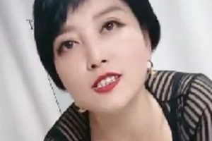 男粉丝出战：小海媚榨干内释2V1.45G百度云