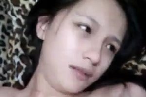 正妹实战拍摄1.47G4V2三人游