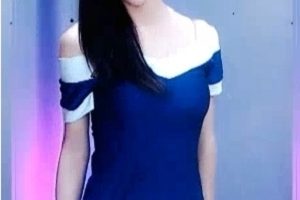 性感女主播小小兔：梦想之旅中的眼前一亮的颜值和性感头发