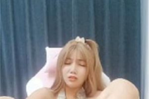 网红女神小敏儿：健身达人的聪慧之美