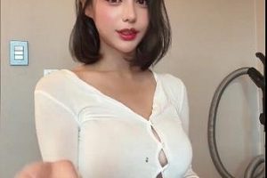 韩国bj徐婉自W小合集[15V-704M]：白月光小伙伴扭扭舞道具秀