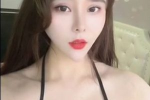 爱丽莎震撼表演！25v视频在百度引起轰动