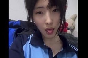 轻微争议。但无论如何，张人的努力和才华都是不可否认的，相信她未来会有更加精彩的表现。如果你也是张人的粉丝，那就赶紧关注她的直播吧，不要错过她精彩的内容！[18V549M]