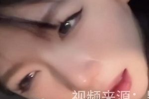 推特TG女孩女神LOOKS1990最新合集1V340M，颜值超高，棒棒糖秀全程露脸，时长6分钟。