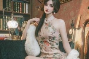 自拍图集特工的堕落前篇+后篇2V3G，身材不错，素颜慎拍