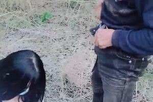 独特魅力！大罩杯少妇户外勾引大爷老汉推车视频1小时25分钟775M永久有效