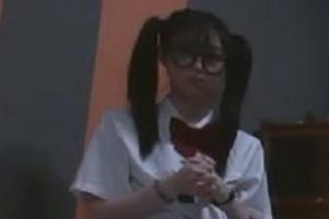 独特魅力的03年双马尾妹子自拍事件：1小时视频1V2.8G