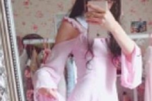 微博红人喵少女性感露脸合集1V175M，娇小可爱诱惑无限