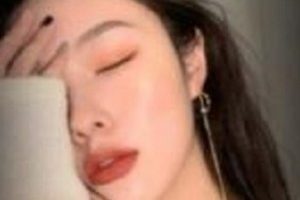 花椒私人定制清纯美少女想静静吖最新合集88V5.3G，身材超棒