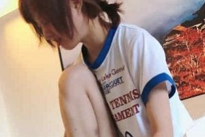 个人希妹美足私拍合集20部9.5G羞涩嫩足