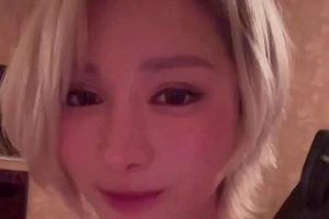 自拍Riri超诱惑44V合集2.1G