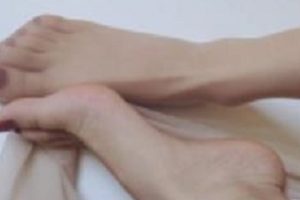 萌兰酱汉服足技推特珍藏58部5.7MB馒头一毛