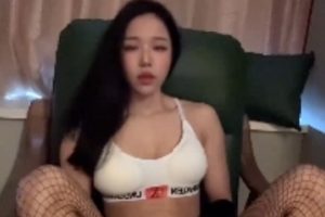 tinaisloveOnlyFans超火辣互动指教25V4.53G合集