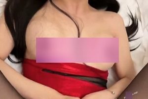 美奈酱私拍劲爆三人行三部2.8GB直男杀手