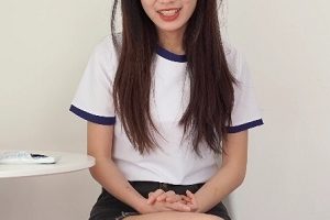 优质小姐姐棉袜踩食私拍1V完整版1.69G超高画质