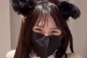 糖心安安老师女仆装贴身互动1部241M嫩模级曲线惹火