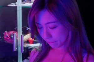 推特嘉莉烂醉如泥SM指教一部1GB绝美身材被玩瘫